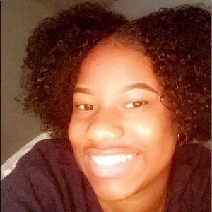 Meet your Posher, Jada